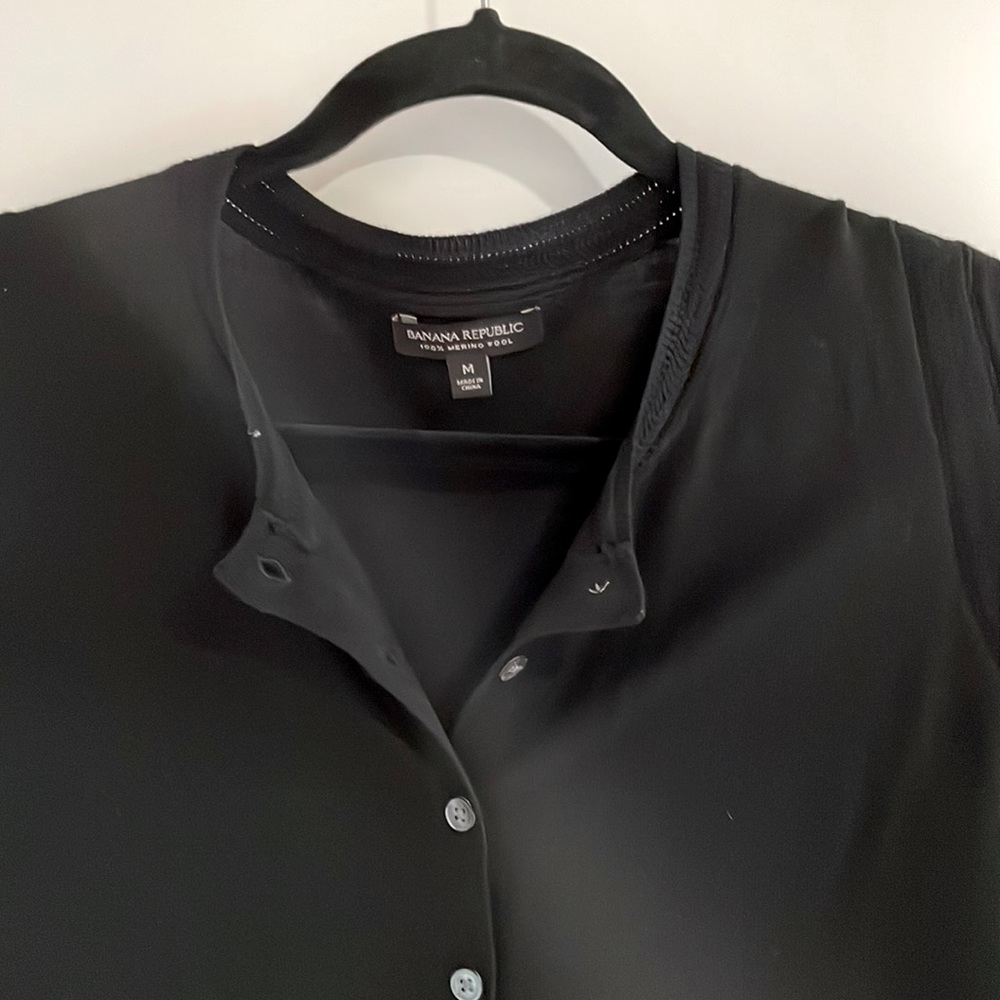 EUC black 100% merino wool cardigan